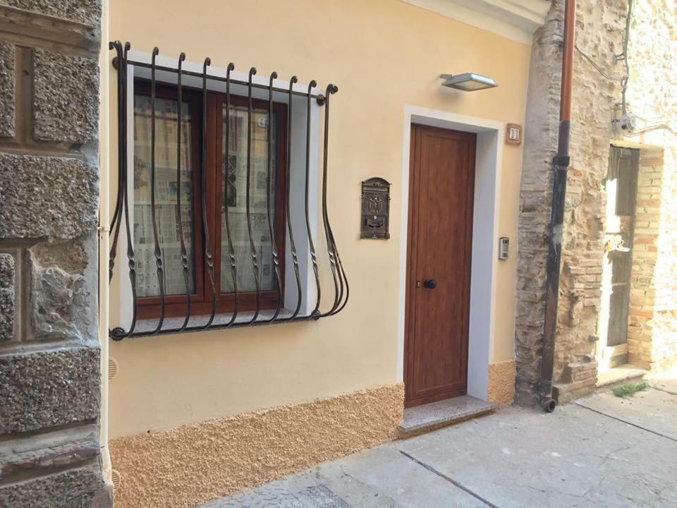 B&B Quintino Sella Iglesias Buitenkant foto